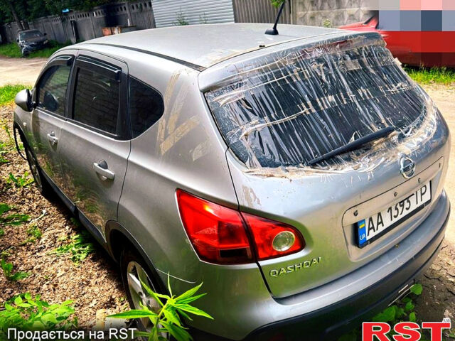 Серый Ниссан Кашкай, объемом двигателя 1.6 л и пробегом 260 тыс. км за 4200 $, фото 3 на Automoto.ua