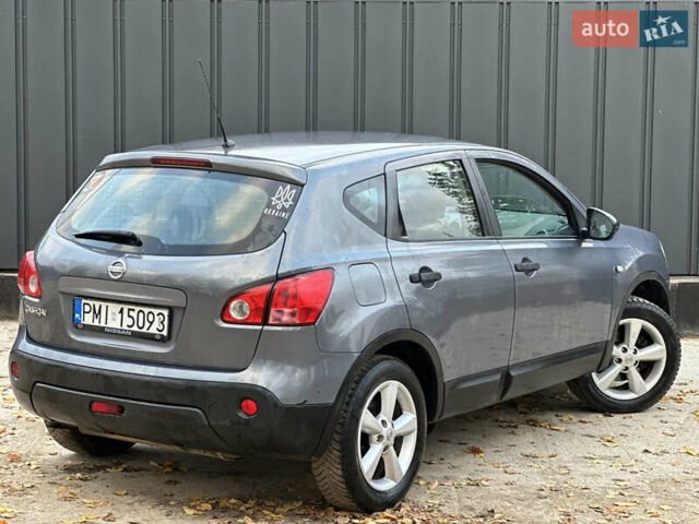 Серый Ниссан Кашкай, объемом двигателя 2 л и пробегом 350 тыс. км за 3650 $, фото 8 на Automoto.ua