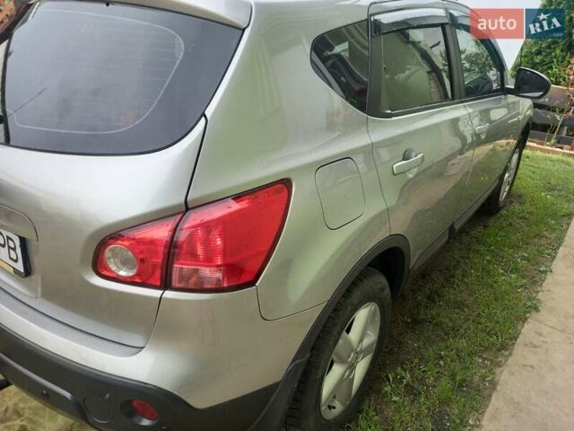 Серый Ниссан Кашкай, объемом двигателя 1.6 л и пробегом 253 тыс. км за 7800 $, фото 6 на Automoto.ua