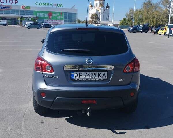 Серый Ниссан Кашкай, объемом двигателя 1.5 л и пробегом 202 тыс. км за 10700 $, фото 1 на Automoto.ua