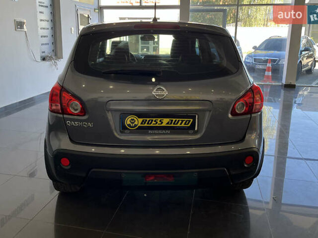 Серый Ниссан Кашкай, объемом двигателя 2 л и пробегом 260 тыс. км за 9200 $, фото 5 на Automoto.ua