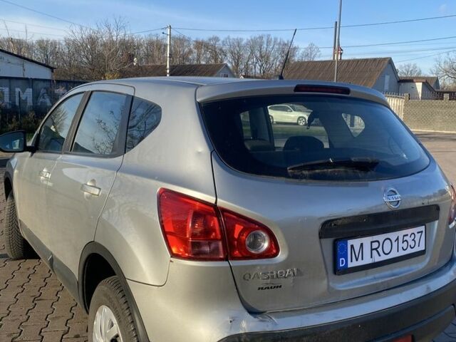 Серый Ниссан Кашкай, объемом двигателя 2 л и пробегом 238 тыс. км за 4900 $, фото 1 на Automoto.ua