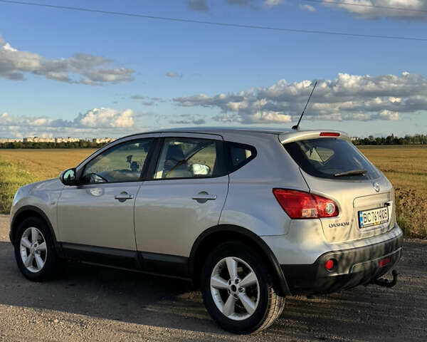Сірий Ніссан Кашкай, об'ємом двигуна 2 л та пробігом 163 тис. км за 7700 $, фото 3 на Automoto.ua