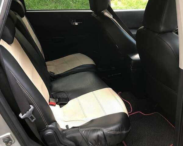 Серый Ниссан Кашкай, объемом двигателя 2 л и пробегом 330 тыс. км за 9500 $, фото 5 на Automoto.ua