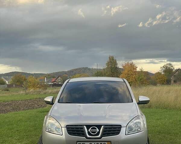 Серый Ниссан Кашкай, объемом двигателя 1.6 л и пробегом 200 тыс. км за 6999 $, фото 3 на Automoto.ua