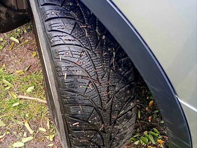 Сірий Ніссан Кашкай, об'ємом двигуна 2 л та пробігом 330 тис. км за 7900 $, фото 5 на Automoto.ua