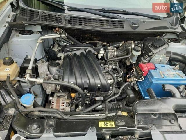 Серый Ниссан Кашкай, объемом двигателя 1.6 л и пробегом 253 тыс. км за 7800 $, фото 8 на Automoto.ua