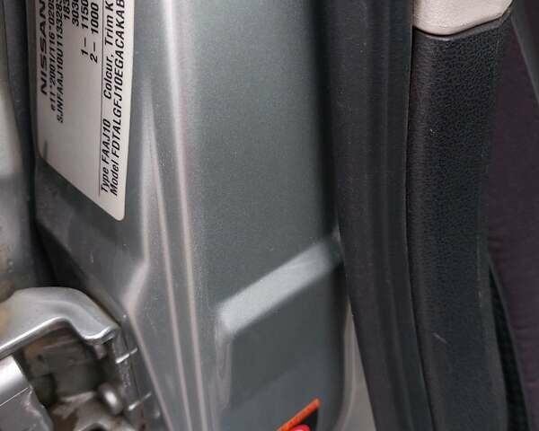 Серый Ниссан Кашкай, объемом двигателя 1.6 л и пробегом 314 тыс. км за 8100 $, фото 17 на Automoto.ua