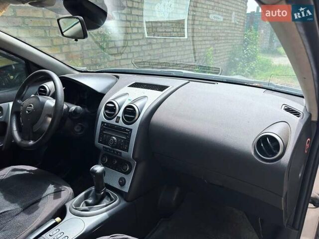 Сірий Ніссан Кашкай, об'ємом двигуна 1.6 л та пробігом 260 тис. км за 2999 $, фото 13 на Automoto.ua