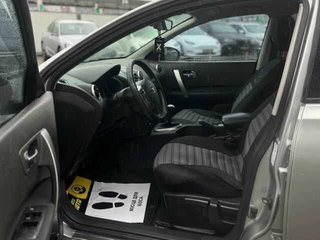 Серый Ниссан Кашкай, объемом двигателя 1.6 л и пробегом 205 тыс. км за 8400 $, фото 14 на Automoto.ua