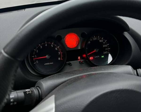 Сірий Ніссан Кашкай, об'ємом двигуна 1.6 л та пробігом 62 тис. км за 7500 $, фото 12 на Automoto.ua