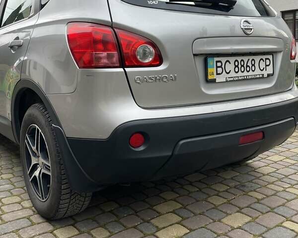 Серый Ниссан Кашкай, объемом двигателя 2 л и пробегом 235 тыс. км за 8300 $, фото 18 на Automoto.ua