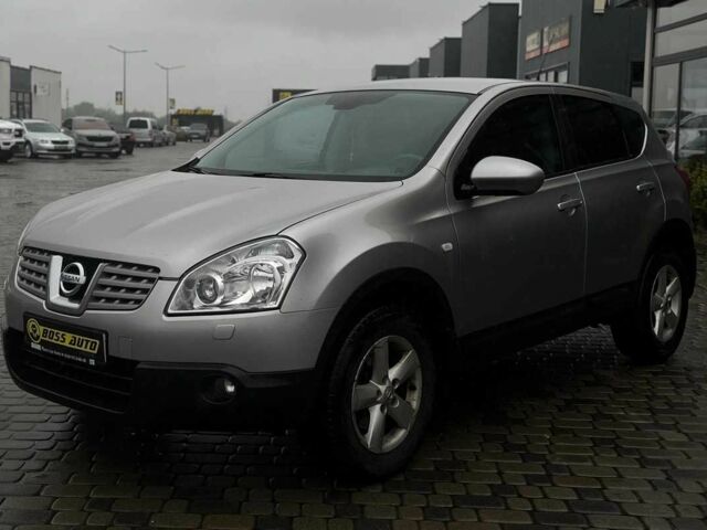 Серый Ниссан Кашкай, объемом двигателя 1.6 л и пробегом 205 тыс. км за 8400 $, фото 2 на Automoto.ua