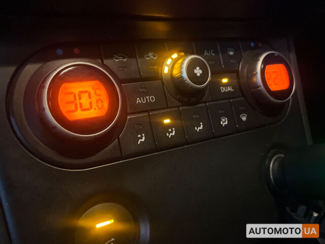 Серый Ниссан Кашкай, объемом двигателя 2 л и пробегом 201 тыс. км за 9500 $, фото 15 на Automoto.ua