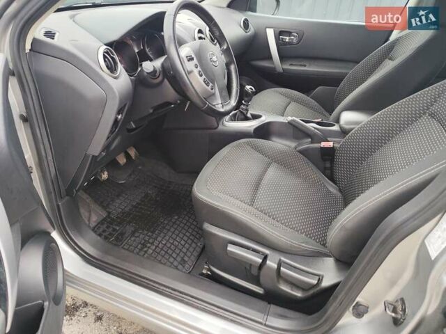 Серый Ниссан Кашкай, объемом двигателя 1.5 л и пробегом 234 тыс. км за 8250 $, фото 50 на Automoto.ua