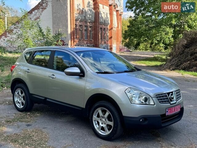 Серый Ниссан Кашкай, объемом двигателя 1.6 л и пробегом 220 тыс. км за 8900 $, фото 3 на Automoto.ua