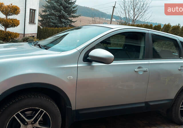 Серый Ниссан Кашкай, объемом двигателя 2 л и пробегом 235 тыс. км за 8300 $, фото 3 на Automoto.ua