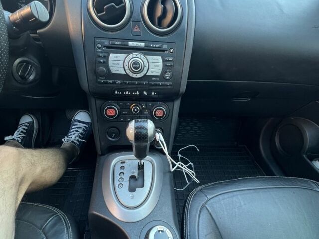 Сірий Ніссан Кашкай, об'ємом двигуна 2 л та пробігом 260 тис. км за 8200 $, фото 14 на Automoto.ua