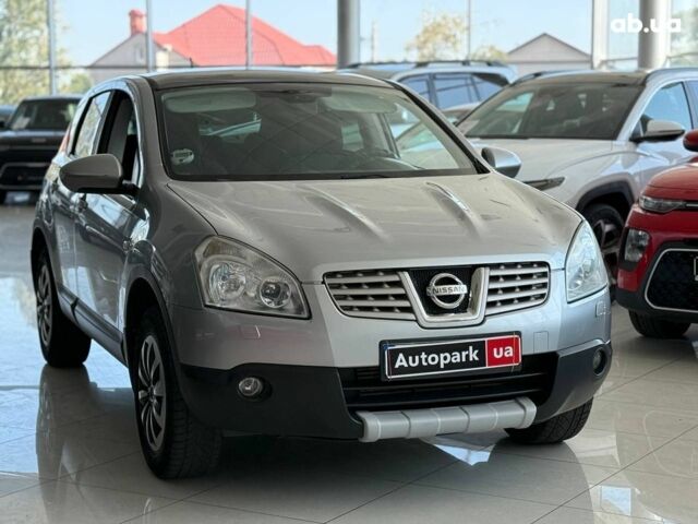 Серый Ниссан Кашкай, объемом двигателя 1.5 л и пробегом 180 тыс. км за 8990 $, фото 2 на Automoto.ua