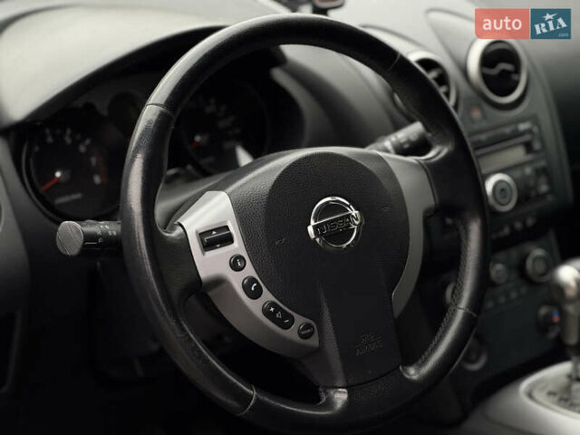 Серый Ниссан Кашкай, объемом двигателя 2 л и пробегом 197 тыс. км за 8500 $, фото 13 на Automoto.ua