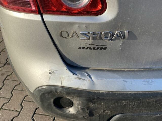 Серый Ниссан Кашкай, объемом двигателя 2 л и пробегом 238 тыс. км за 4900 $, фото 4 на Automoto.ua