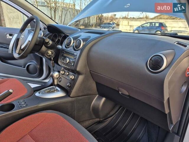 Серый Ниссан Кашкай, объемом двигателя 2 л и пробегом 97 тыс. км за 10300 $, фото 42 на Automoto.ua