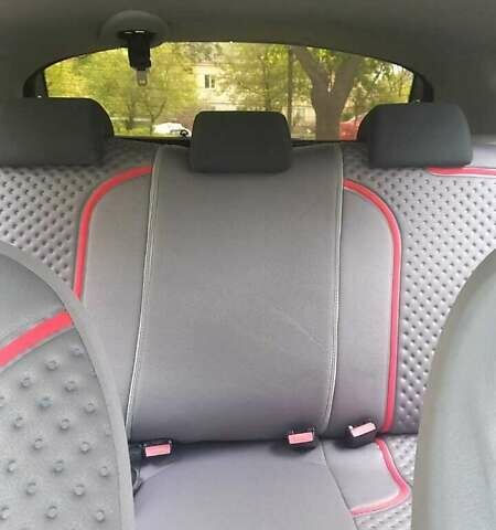 Серый Ниссан Кашкай, объемом двигателя 2 л и пробегом 223 тыс. км за 7500 $, фото 5 на Automoto.ua