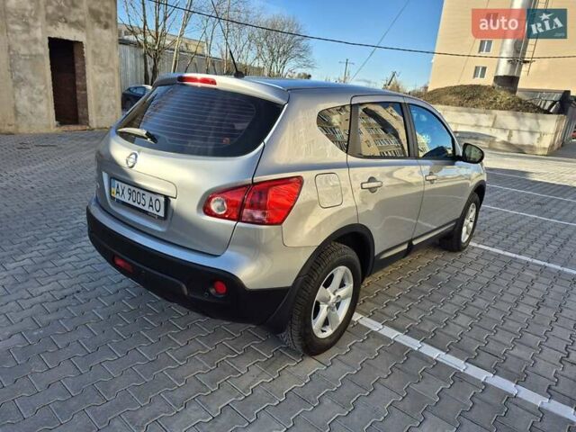 Серый Ниссан Кашкай, объемом двигателя 2 л и пробегом 97 тыс. км за 10300 $, фото 26 на Automoto.ua