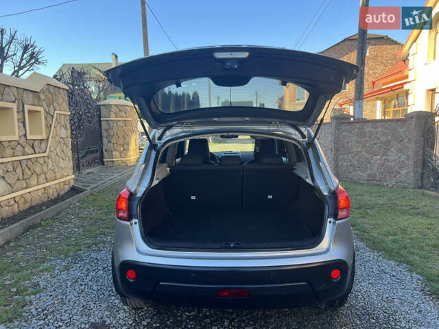 Сірий Ніссан Кашкай, об'ємом двигуна 2 л та пробігом 197 тис. км за 7600 $, фото 30 на Automoto.ua