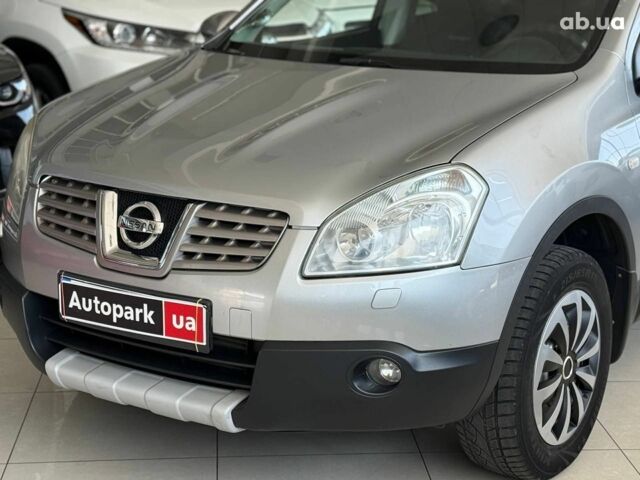 Серый Ниссан Кашкай, объемом двигателя 1.5 л и пробегом 180 тыс. км за 8990 $, фото 3 на Automoto.ua
