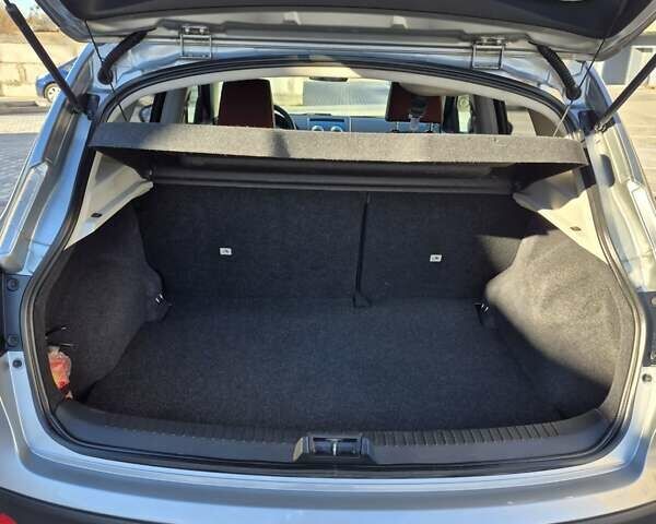 Серый Ниссан Кашкай, объемом двигателя 2 л и пробегом 97 тыс. км за 10300 $, фото 19 на Automoto.ua