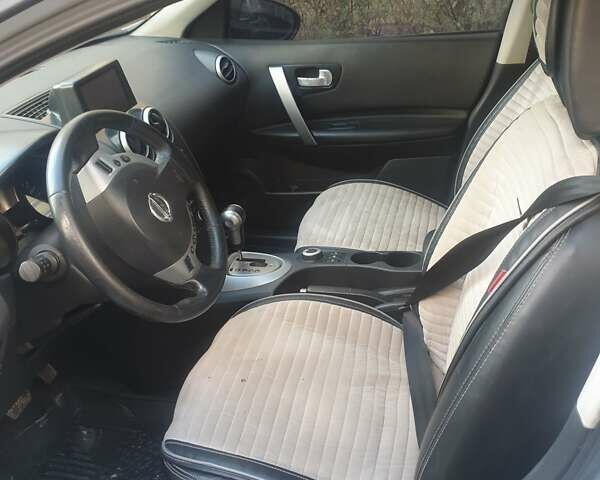 Серый Ниссан Кашкай, объемом двигателя 2 л и пробегом 170 тыс. км за 8400 $, фото 3 на Automoto.ua