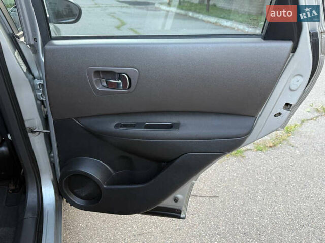 Ніссан Кашкай 2008 у Харкові на Automoto.ua Сірий Ніссан Кашкай, об'ємом двигуна 2 л та пробігом 157 тис. км за 8500 $, фото 24 на Automoto.ua