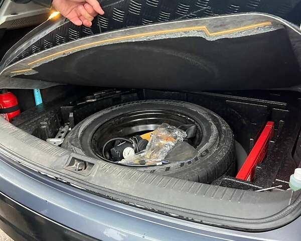 Сірий Ніссан Кашкай, об'ємом двигуна 1.6 л та пробігом 62 тис. км за 7500 $, фото 5 на Automoto.ua