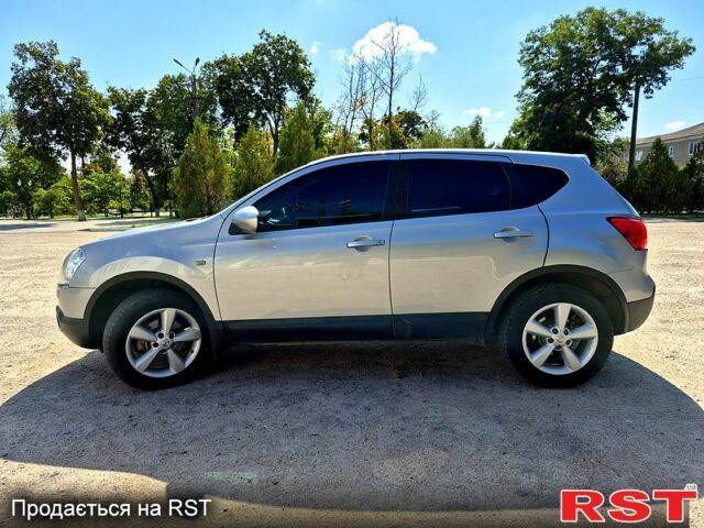 Серый Ниссан Кашкай, объемом двигателя 2 л и пробегом 222 тыс. км за 7600 $, фото 3 на Automoto.ua