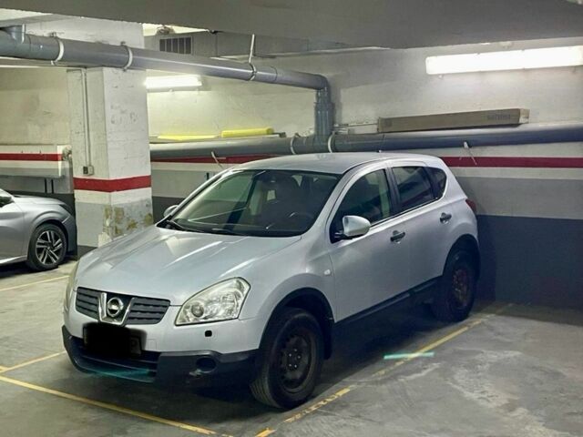 Серый Ниссан Кашкай, объемом двигателя 2 л и пробегом 240 тыс. км за 7007 $, фото 1 на Automoto.ua