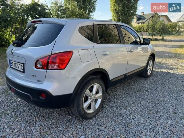 Сірий Ніссан Кашкай, об'ємом двигуна 1.5 л та пробігом 247 тис. км за 10000 $, фото 2 на Automoto.ua