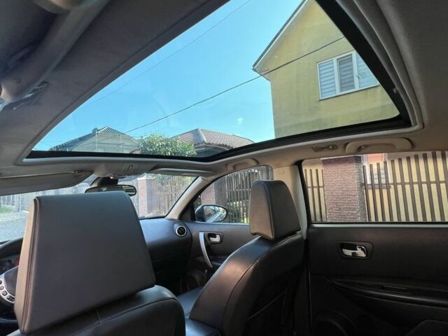 Сірий Ніссан Кашкай, об'ємом двигуна 2 л та пробігом 260 тис. км за 8200 $, фото 12 на Automoto.ua