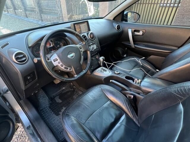 Сірий Ніссан Кашкай, об'ємом двигуна 2 л та пробігом 260 тис. км за 8200 $, фото 8 на Automoto.ua