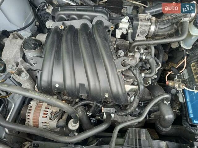 Серый Ниссан Кашкай, объемом двигателя 1.6 л и пробегом 253 тыс. км за 7800 $, фото 9 на Automoto.ua