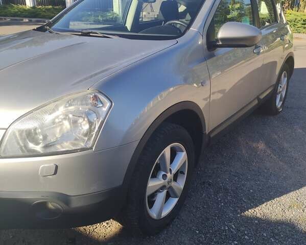 Сірий Ніссан Кашкай, об'ємом двигуна 1.5 л та пробігом 160 тис. км за 5300 $, фото 2 на Automoto.ua