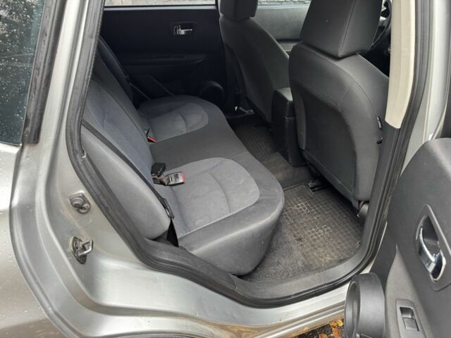 Серый Ниссан Кашкай, объемом двигателя 1.5 л и пробегом 227 тыс. км за 8350 $, фото 7 на Automoto.ua