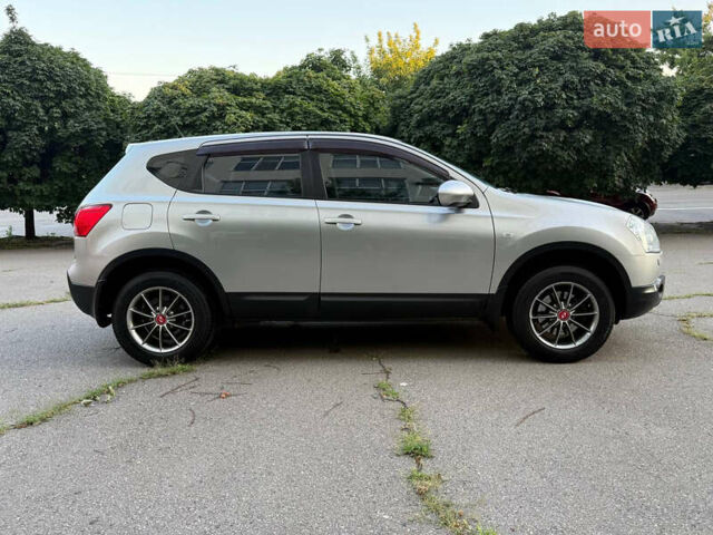 Ніссан Кашкай 2008 у Харкові на Automoto.ua Сірий Ніссан Кашкай, об'ємом двигуна 2 л та пробігом 157 тис. км за 8500 $, фото 5 на Automoto.ua