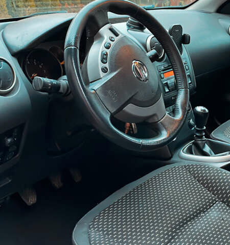 Серый Ниссан Кашкай, объемом двигателя 2 л и пробегом 235 тыс. км за 8300 $, фото 13 на Automoto.ua