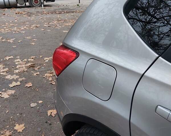 Серый Ниссан Кашкай, объемом двигателя 1.6 л и пробегом 314 тыс. км за 8100 $, фото 5 на Automoto.ua