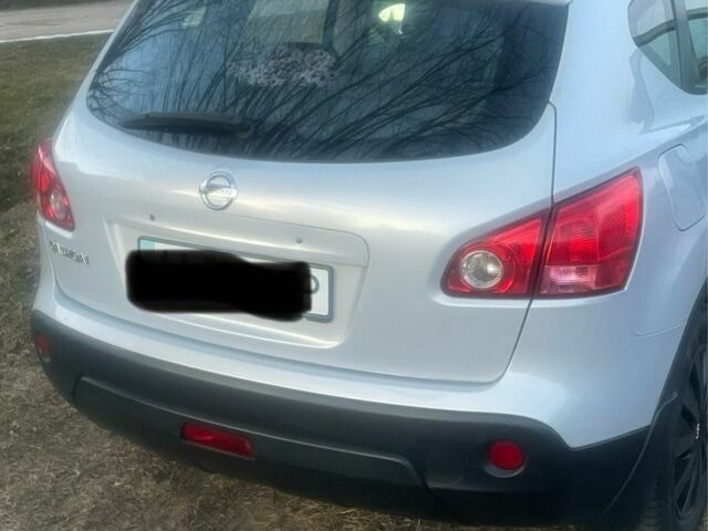 Серый Ниссан Кашкай, объемом двигателя 2 л и пробегом 240 тыс. км за 7007 $, фото 6 на Automoto.ua