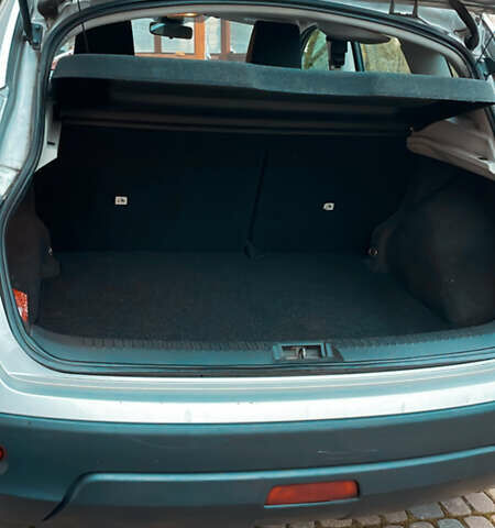 Серый Ниссан Кашкай, объемом двигателя 2 л и пробегом 235 тыс. км за 8300 $, фото 16 на Automoto.ua