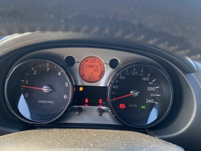 Серый Ниссан Кашкай, объемом двигателя 2 л и пробегом 238 тыс. км за 4900 $, фото 5 на Automoto.ua