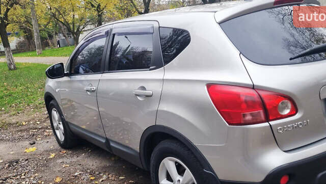 Серый Ниссан Кашкай, объемом двигателя 2 л и пробегом 154 тыс. км за 7500 $, фото 2 на Automoto.ua