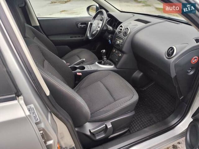 Серый Ниссан Кашкай, объемом двигателя 1.5 л и пробегом 234 тыс. км за 8250 $, фото 48 на Automoto.ua